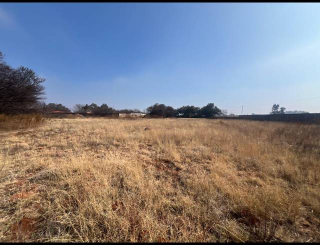 1,246M² VACANT LAND FOR SALE IN KOOKRUS